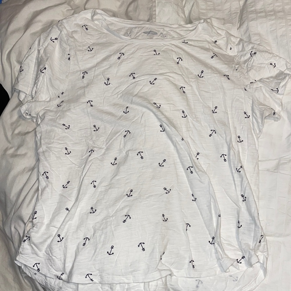 White T-shirt with navy anchor print